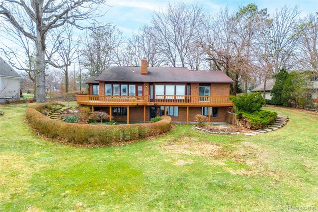 27981 Elba Road, Grosse Ile Township, MI 48138