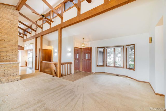 27981 Elba Road, Grosse Ile Township, MI 48138