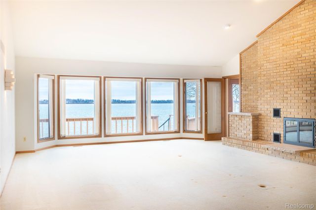 27981 Elba Road, Grosse Ile Township, MI 48138