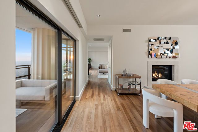 1 W Century Drive 35A, Los Angeles, CA 90067