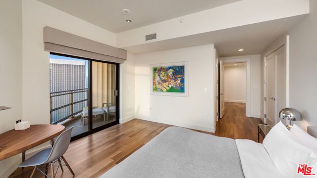 1 W Century Drive 35A, Los Angeles, CA 90067