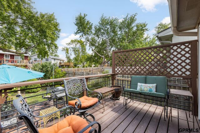 13074 Meredith Avenue, Omaha, NE 68164