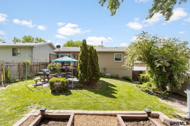 13074 Meredith Avenue, Omaha, NE 68164