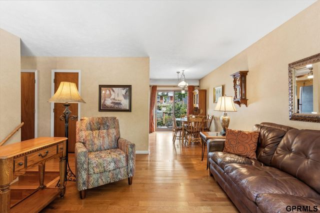 13074 Meredith Avenue, Omaha, NE 68164