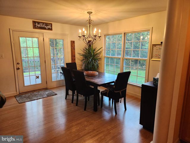 81 CANNON DR, Berkeley Springs, WV 25411