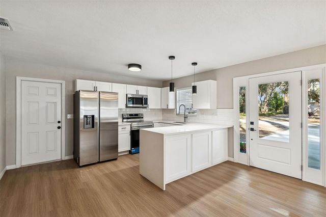 7139 PINEWOOD DRIVE, New Port Richey, FL 34652