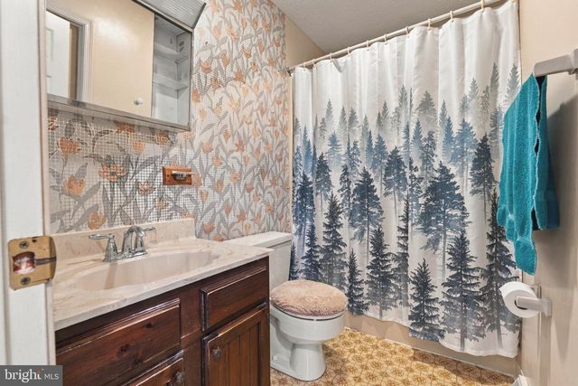 8614 QUENTIN AVE, Baltimore, MD 21234
