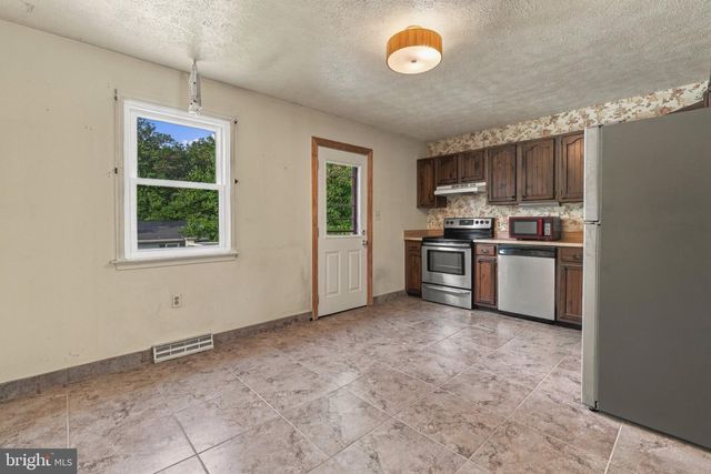 8614 QUENTIN AVE, Baltimore, MD 21234