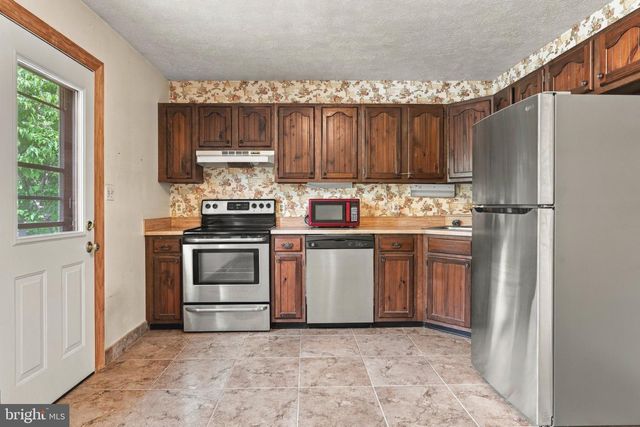8614 QUENTIN AVE, Baltimore, MD 21234