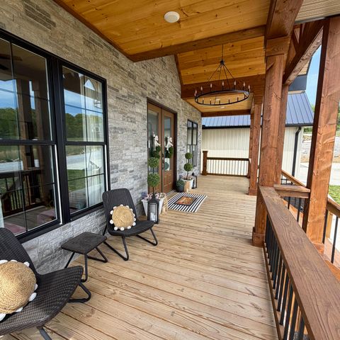 690 Laredo Drive, London, KY 40741