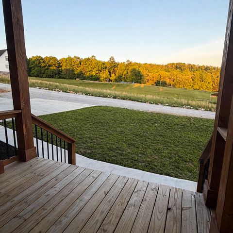 690 Laredo Drive, London, KY 40741