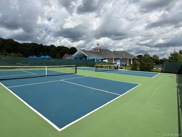 61 Avery Drive N, Center Moriches, NY 11934
