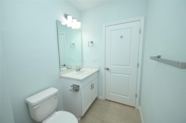 2028 ROSEWOOD CIRCLE, Lakeland, FL 33810
