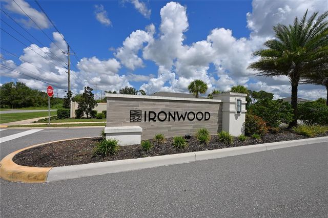 2028 ROSEWOOD CIRCLE, Lakeland, FL 33810