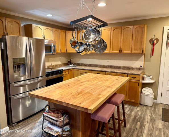 92 Fairview Road, Acra, NY 12405