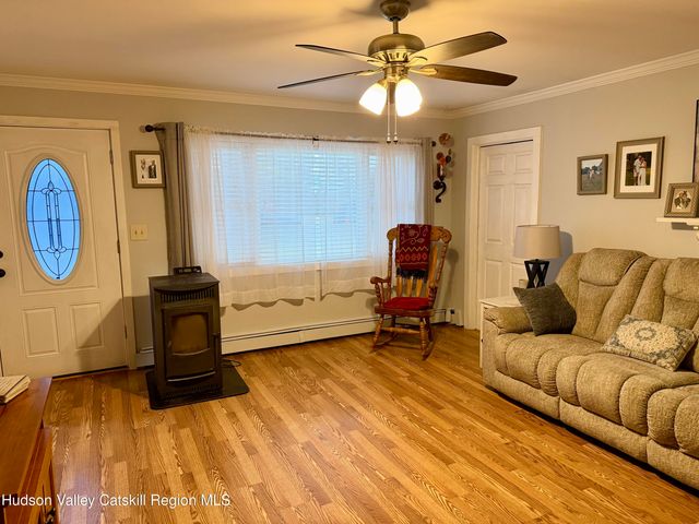 92 Fairview Road, Acra, NY 12405