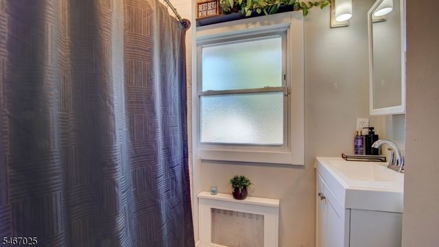 80 N Hill Rd, Woodbridge Twp., NJ 07067