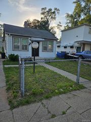 21033 Glen Lodge Road, Royal Oak Charter Township, MI 48220