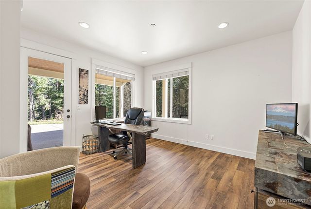 31408 SE Retreat Kanaskat Road, Ravensdale, WA 98051