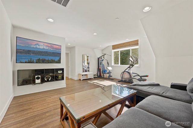 31408 SE Retreat Kanaskat Road, Ravensdale, WA 98051