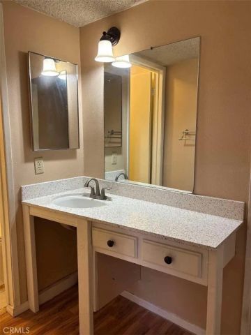 994 E Gladwick, Carson, CA 90746