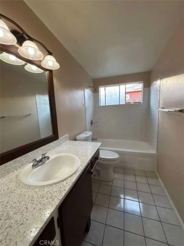 994 E Gladwick, Carson, CA 90746
