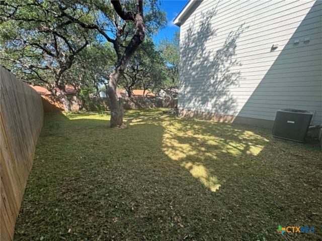 2037 Northview Drive, San Marcos, TX 78666