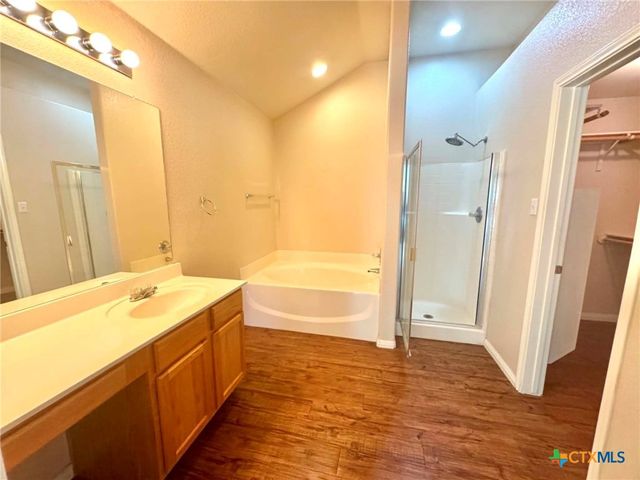 2037 Northview Drive, San Marcos, TX 78666