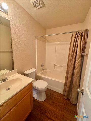 2037 Northview Drive, San Marcos, TX 78666