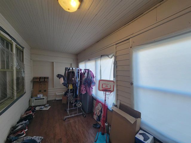 339 N Pine Street, Janesville, WI 53548