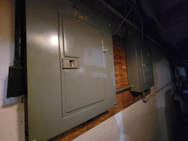 339 N Pine Street, Janesville, WI 53548