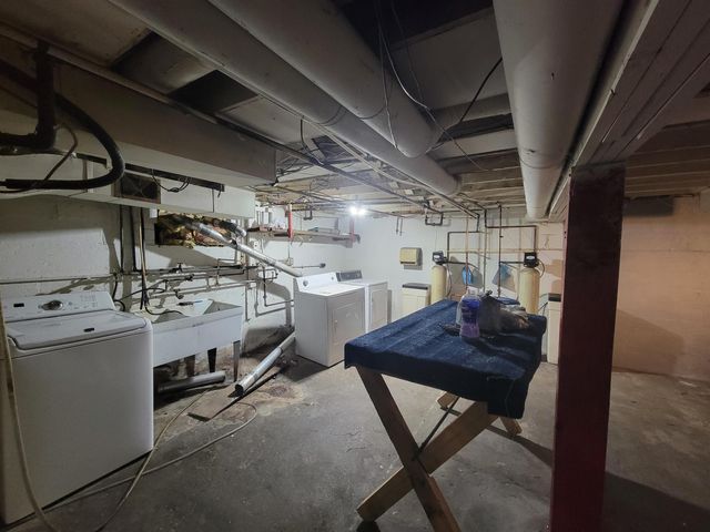 339 N Pine Street, Janesville, WI 53548