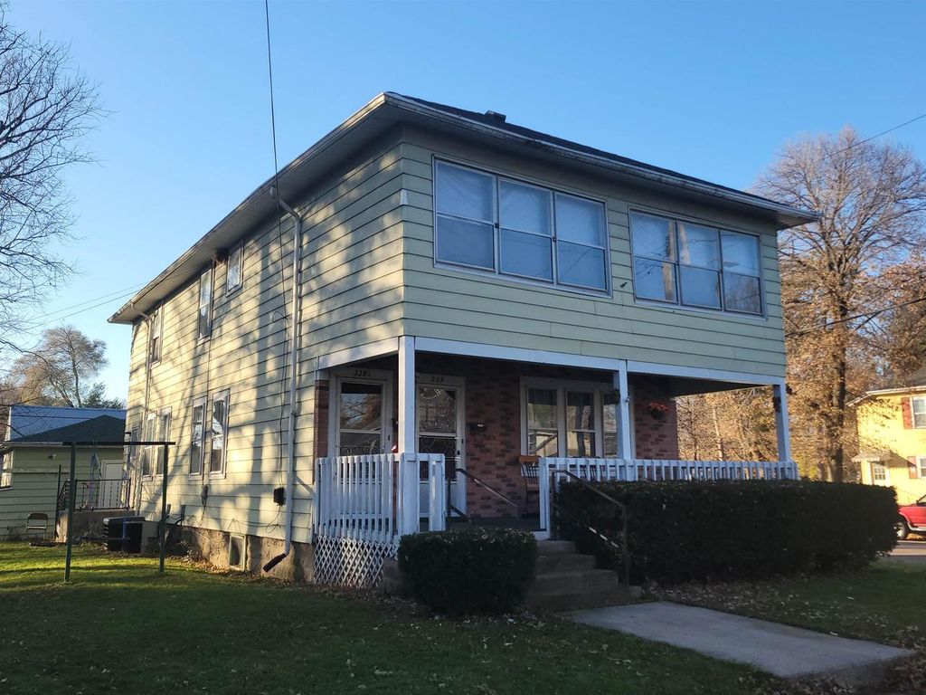 339 N Pine Street, Janesville, WI 53548
