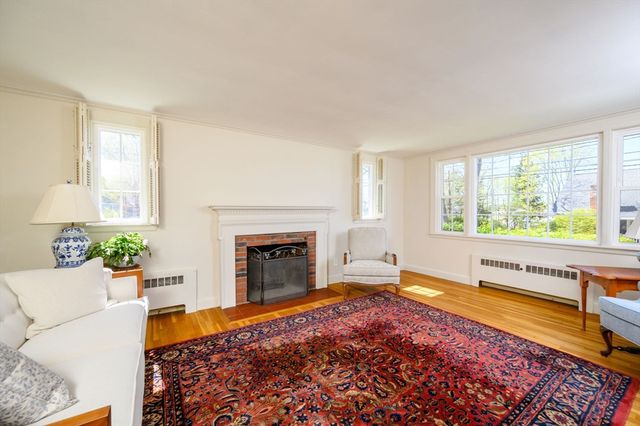 7 Arbutus Avenue, Braintree, MA 02184