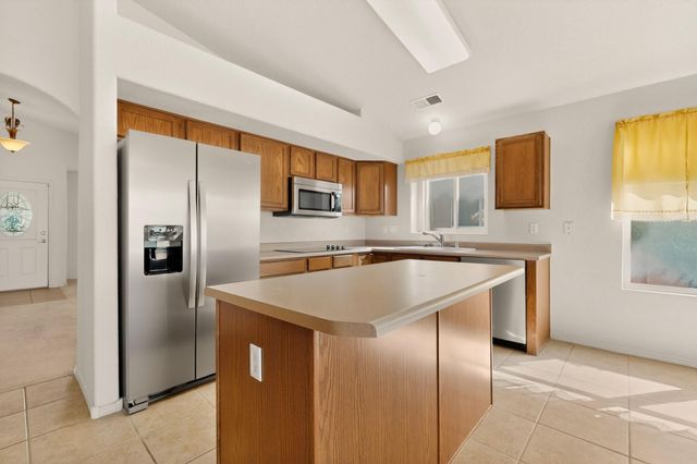 10144 Calle Chulita NW, Albuquerque, NM 87114