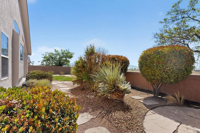 10144 Calle Chulita NW, Albuquerque, NM 87114