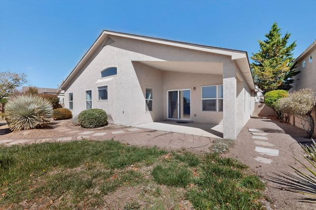10144 Calle Chulita NW, Albuquerque, NM 87114