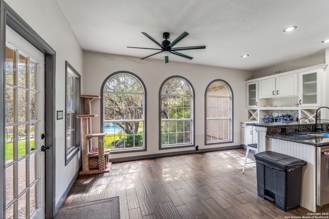 25867 LEWIS RANCH RD, New Braunfels, TX 78132