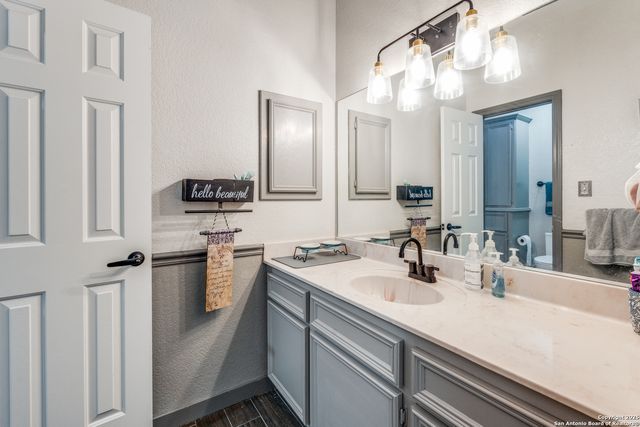 25867 LEWIS RANCH RD, New Braunfels, TX 78132