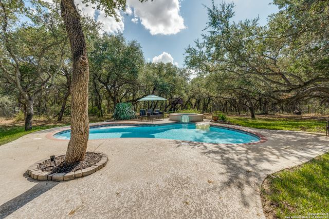 25867 LEWIS RANCH RD, New Braunfels, TX 78132