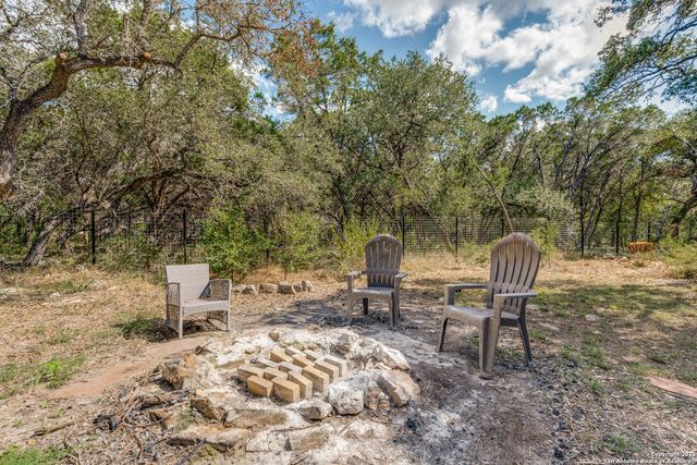 25867 LEWIS RANCH RD, New Braunfels, TX 78132