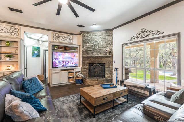 25867 LEWIS RANCH RD, New Braunfels, TX 78132