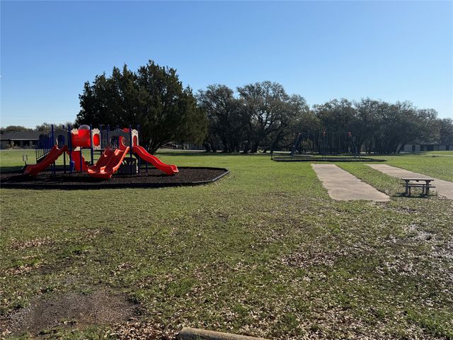 3829 Lands End Court, Granbury, TX 76048