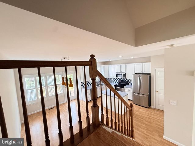 2525 JAMES MADISON CIR, Herndon, VA 20171