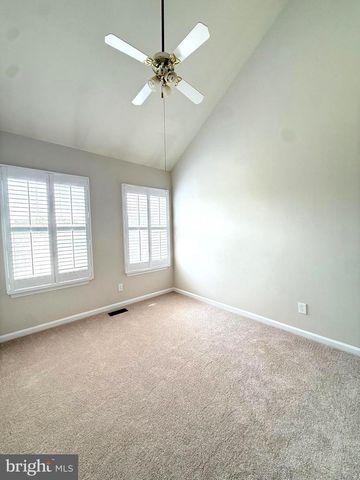 2525 JAMES MADISON CIR, Herndon, VA 20171