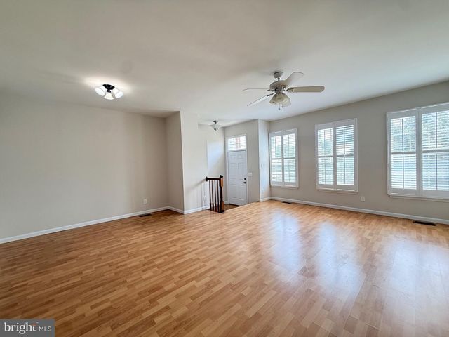 2525 JAMES MADISON CIR, Herndon, VA 20171