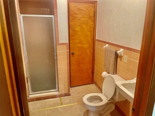 308 N Cotton Belt Avenue, Gustine, TX 76455