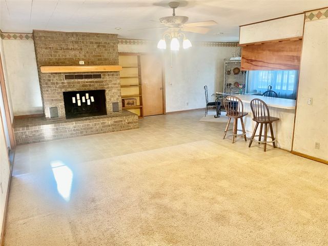 308 N Cotton Belt Avenue, Gustine, TX 76455