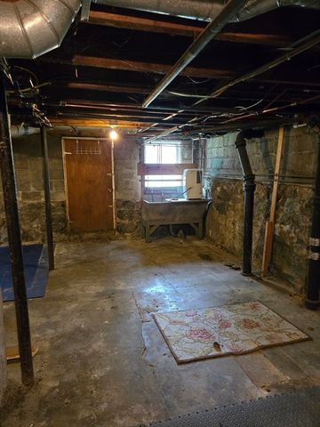 78 Cross Rd, Haverhill, MA 01835