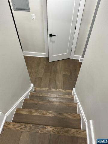 520 Broad Avenue 5, Englewood, NJ 07631